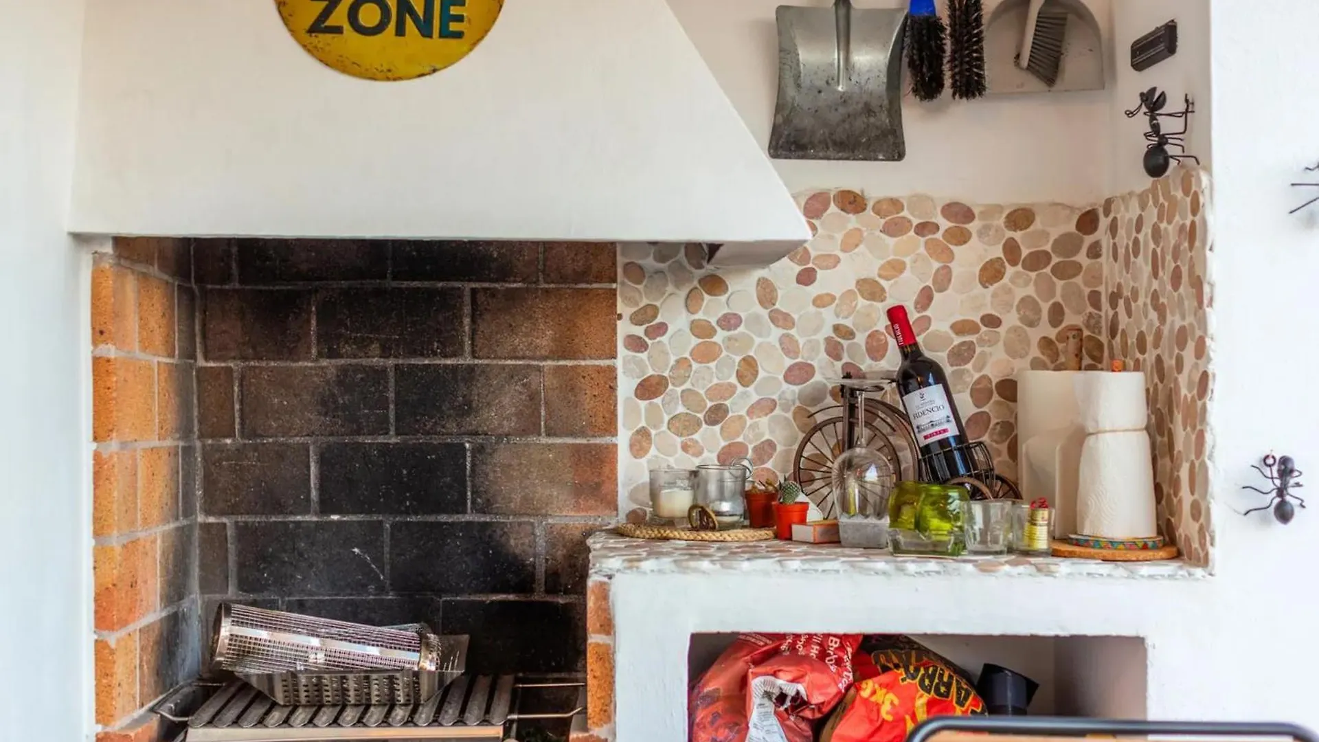 Flat Surrounded By Nature Wifi & Pool & Beach Nearby Son Parc Apartamento